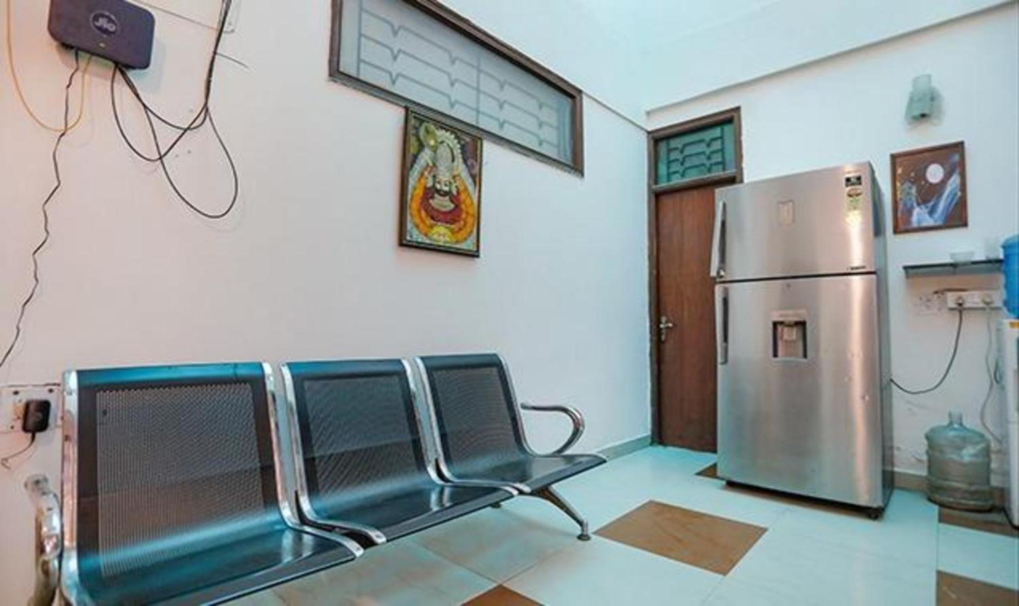 Hotel Fabexpress Ap International Noida Exteriér fotografie