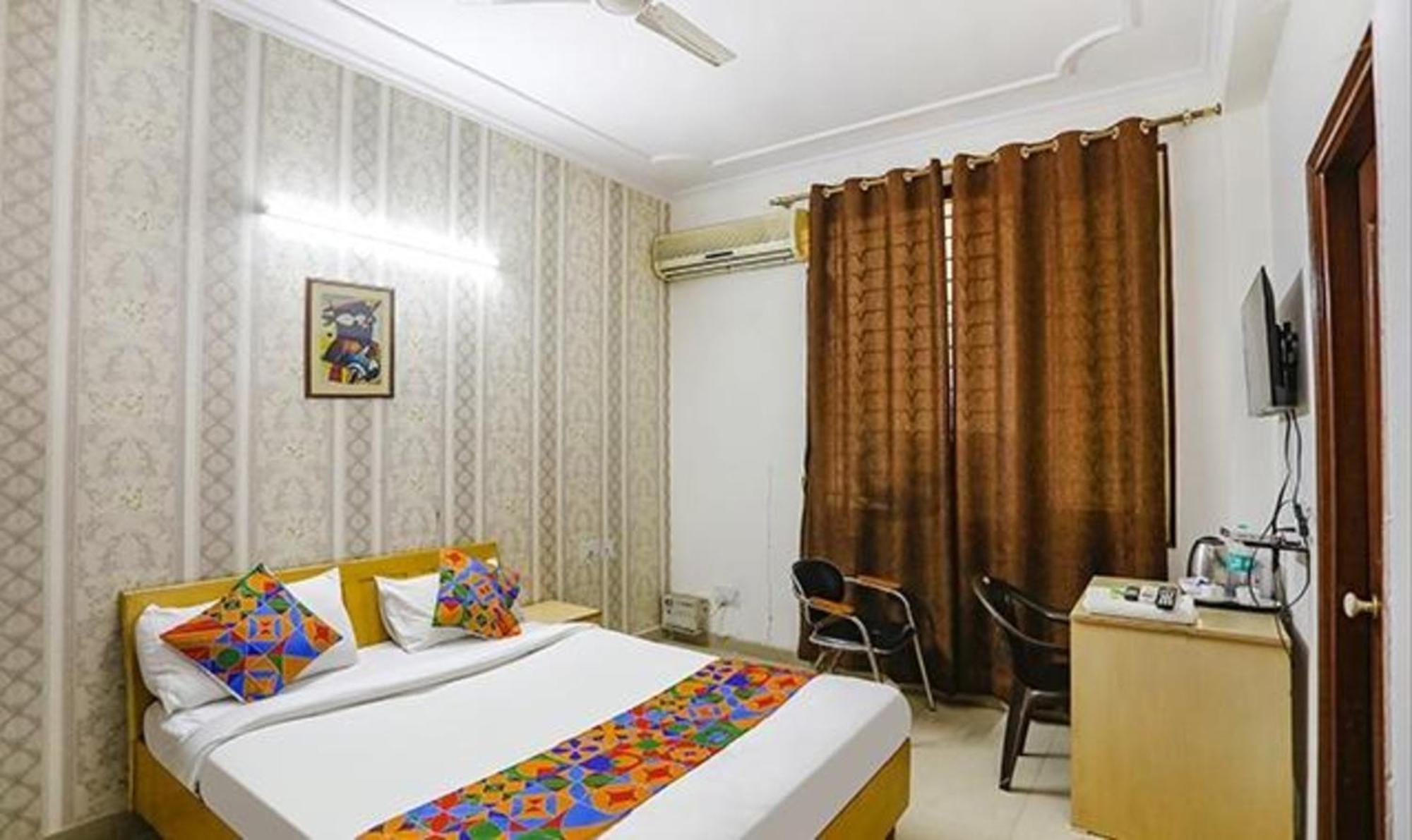 Hotel Fabexpress Ap International Noida Exteriér fotografie