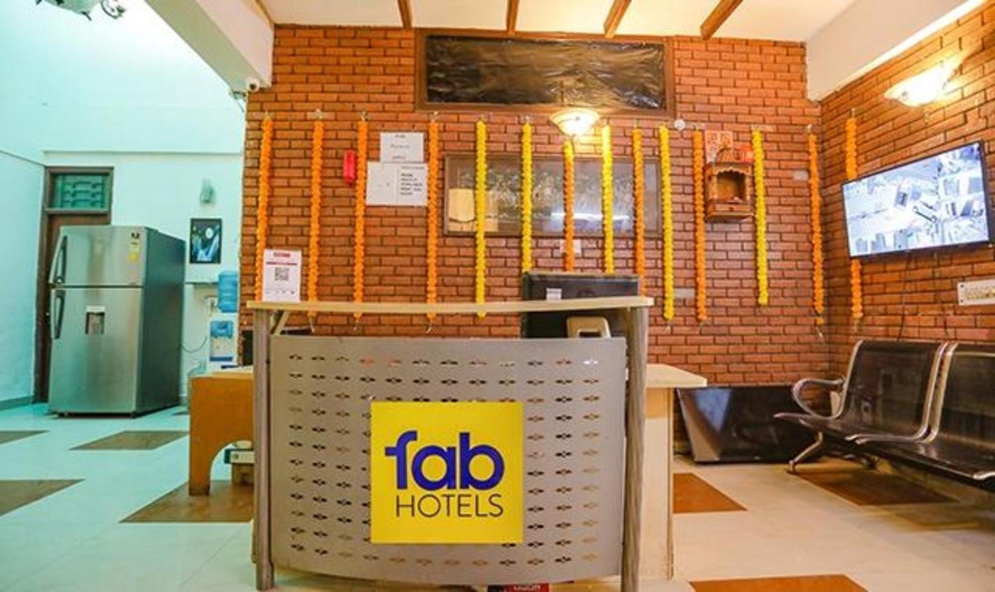 Hotel Fabexpress Ap International Noida Exteriér fotografie